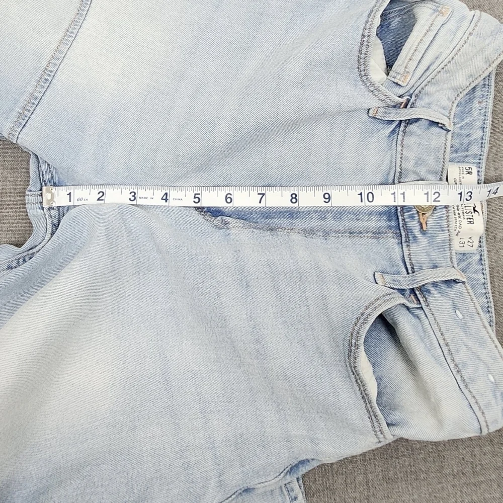 Hollister Curvy Ultra High-Rise Dad Jean Vintage Stretch. 27 - Picture 9 of 11